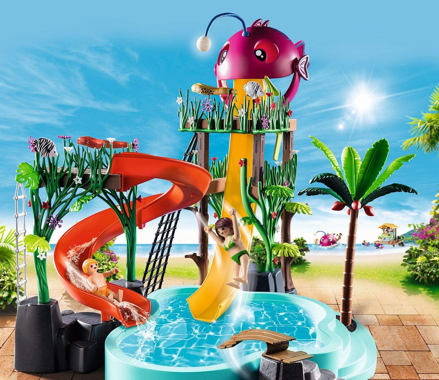 Parque Acuático con Tobogán