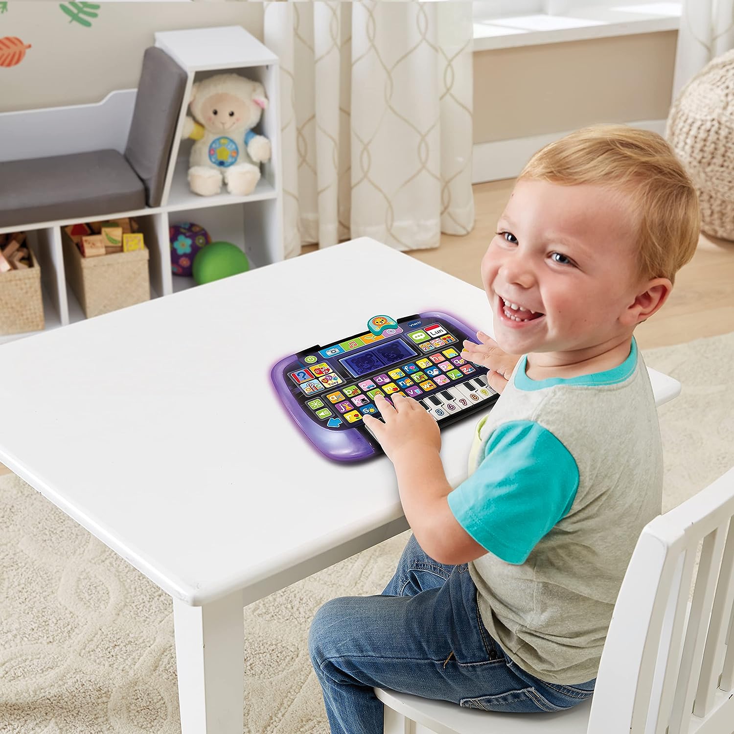Tablet infantil educativa con piano