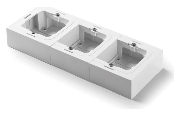 CAJA SUPERFICIE MECANISMOSTRIPLE