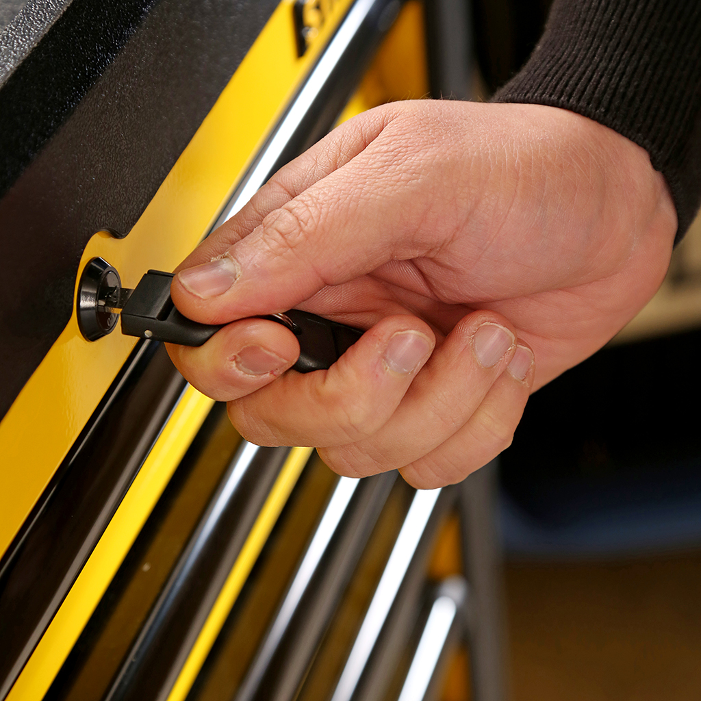 CARRO FATMAX C/SEGURIDAD STMT81417-1 4