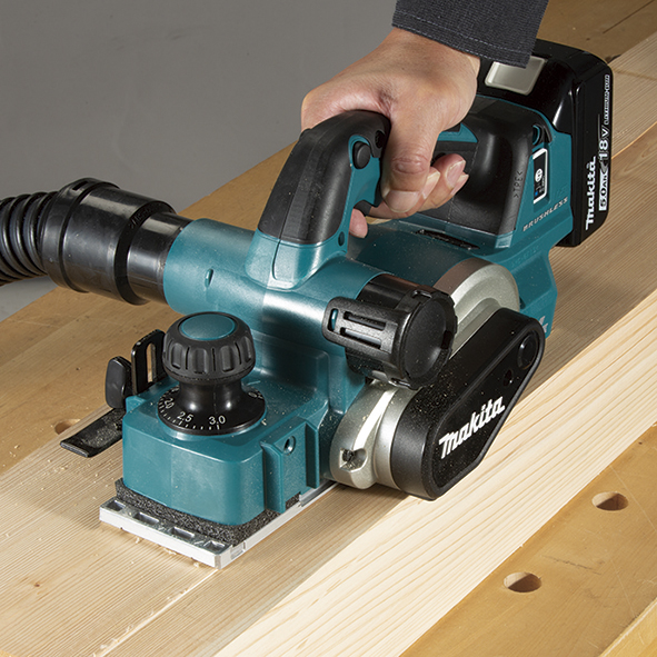 CEPILLO MAKITA 18V DKP181RTJU+DJV180Z 2