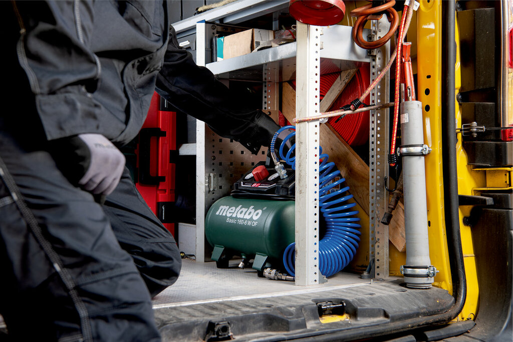 COMPRESOR METABO 6L. 1,5 HP 4