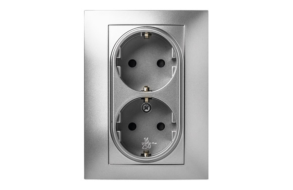 DOBLE TOMA CORRIENTE 16A-2ALUMINIO