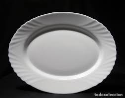 FUENTE OVALADA C/BORDE  26CM   PINTI