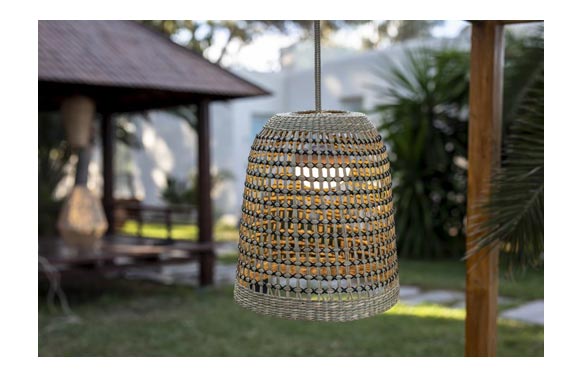 LAMPARA EXTERIOR COLGANTE PORTATIL