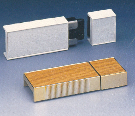 PESTILLO PUERTA CON TORNILPLATA