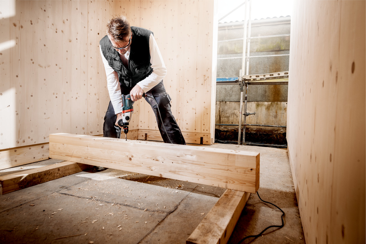 TALADRO PERCUTOR SBE 780-2  METABO 4