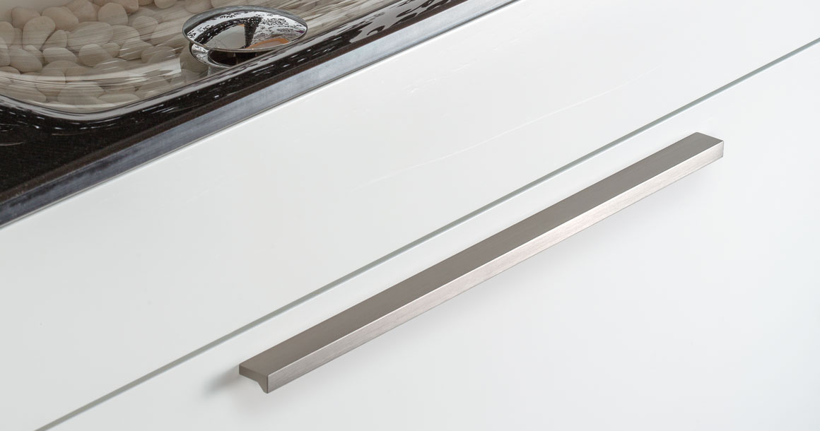 TIRADOR VIEFE ANGLE 0077256L24 INOX LOOK 3