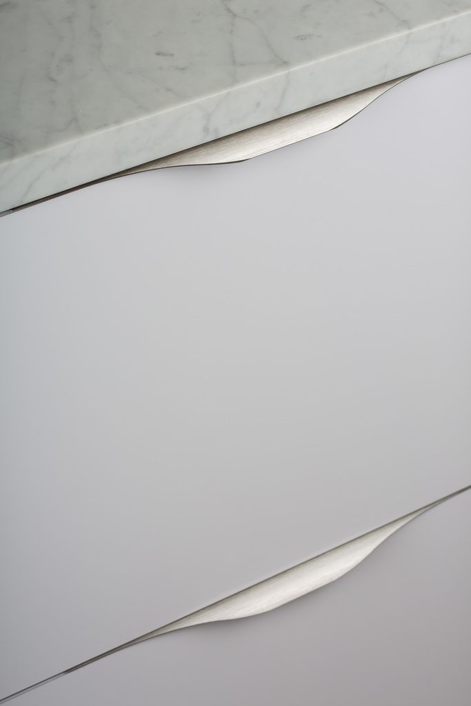 TIRADOR VIEFE NOMA  0254128L24 INOX LOOK 5