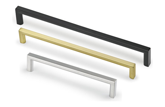 TIRADOR DE ORO CEPILLADO  136 X 28 X 8 M