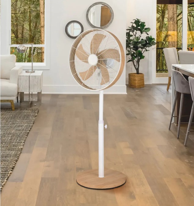 VENTILADOR DE PIE BLANCO/HAYA 3V.50W 4