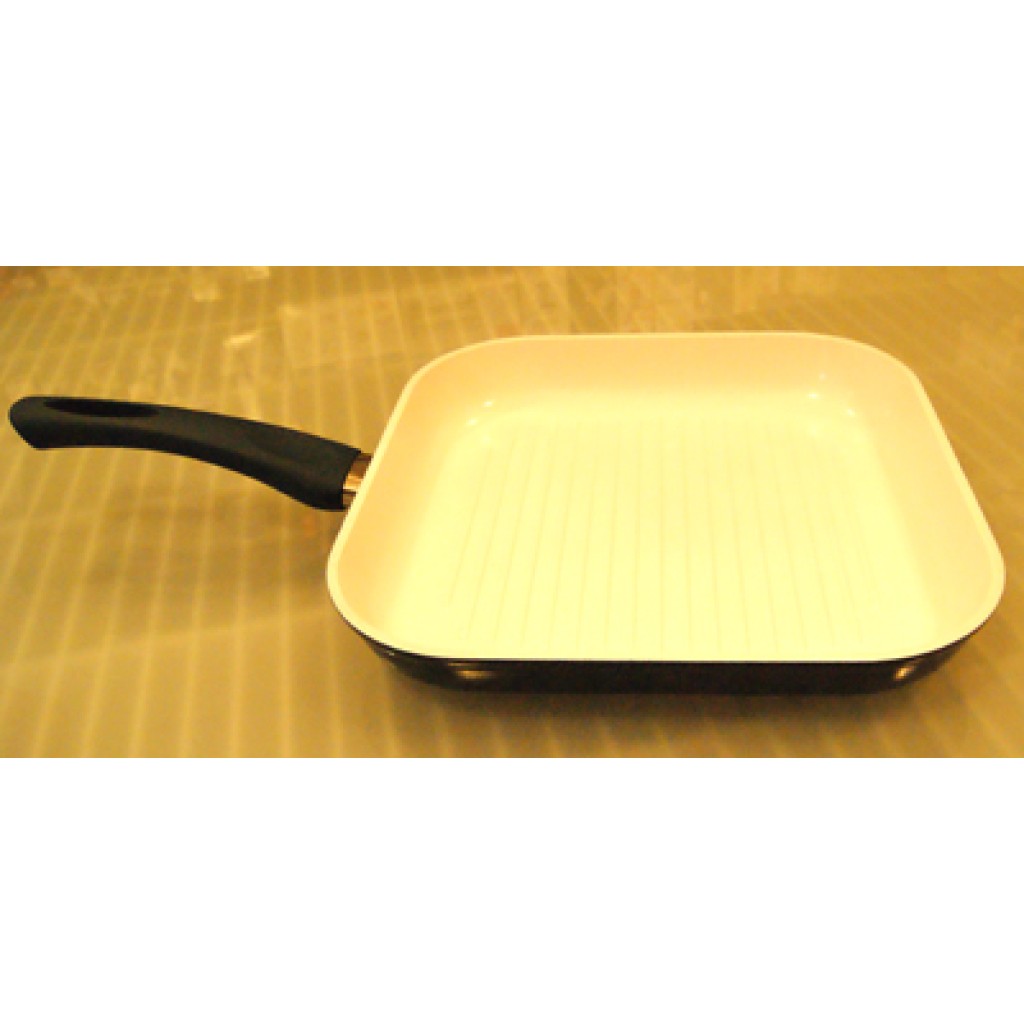 GRILL DARNA 26 X 26 IND.COLOR TIROL