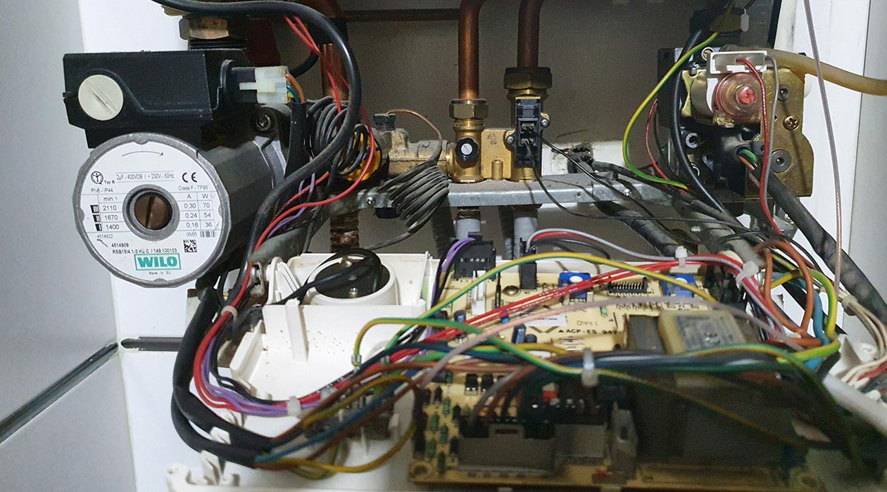 solu-tec Revisión y reparación de calderas de gas