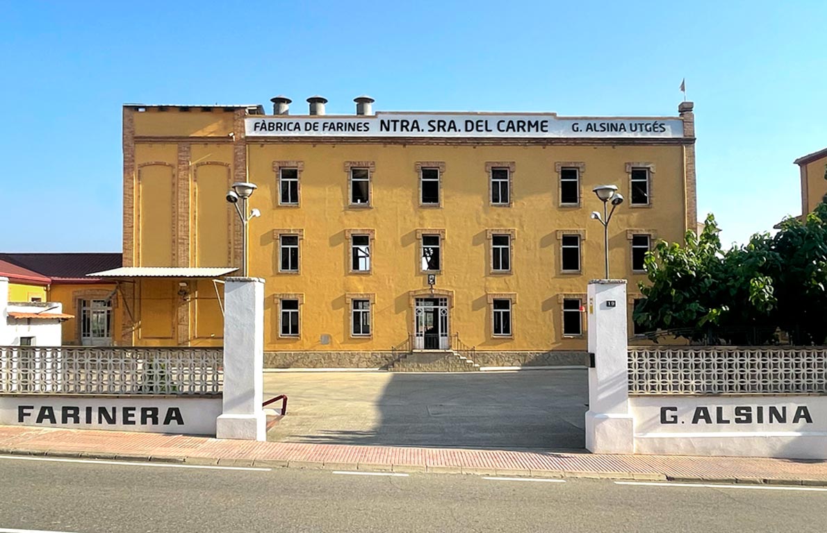 Farinera d'Artesa, entrada