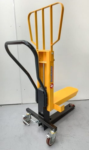 Transpaleta mono uña 250Kg 4