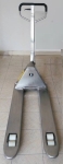 Transpaleta inoxidable uñas 1.150 x 540 1
