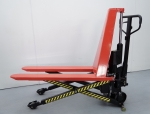 Transpaleta tijera eléctrica 1.500 kg 1