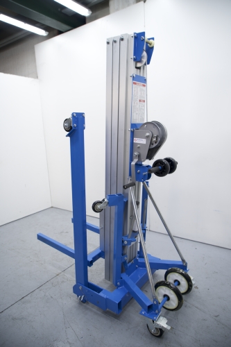 Apilador de aluminio eleva a 5.000 mm 4