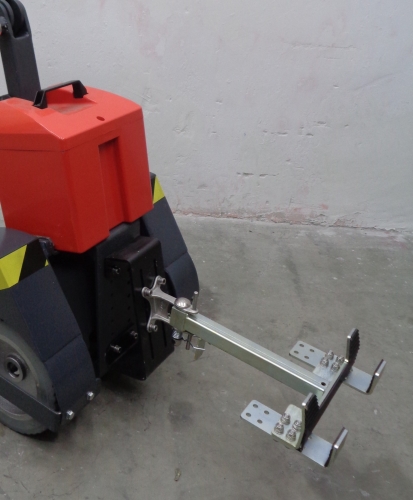 Vehiculo eléctrico para arrastre de cargas 1.000 Kg 4