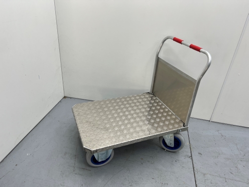 Plataforma aluminio 1.000 x 705. Ruedas impinchables 2
