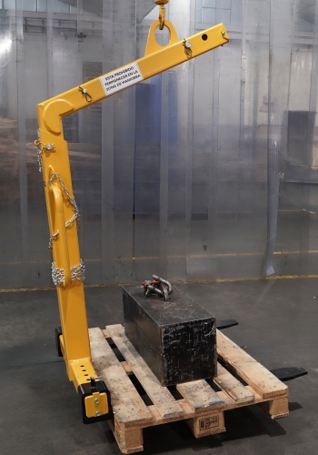 PORTAPALETS UÑAS MOVILES 1.000 KG. 2