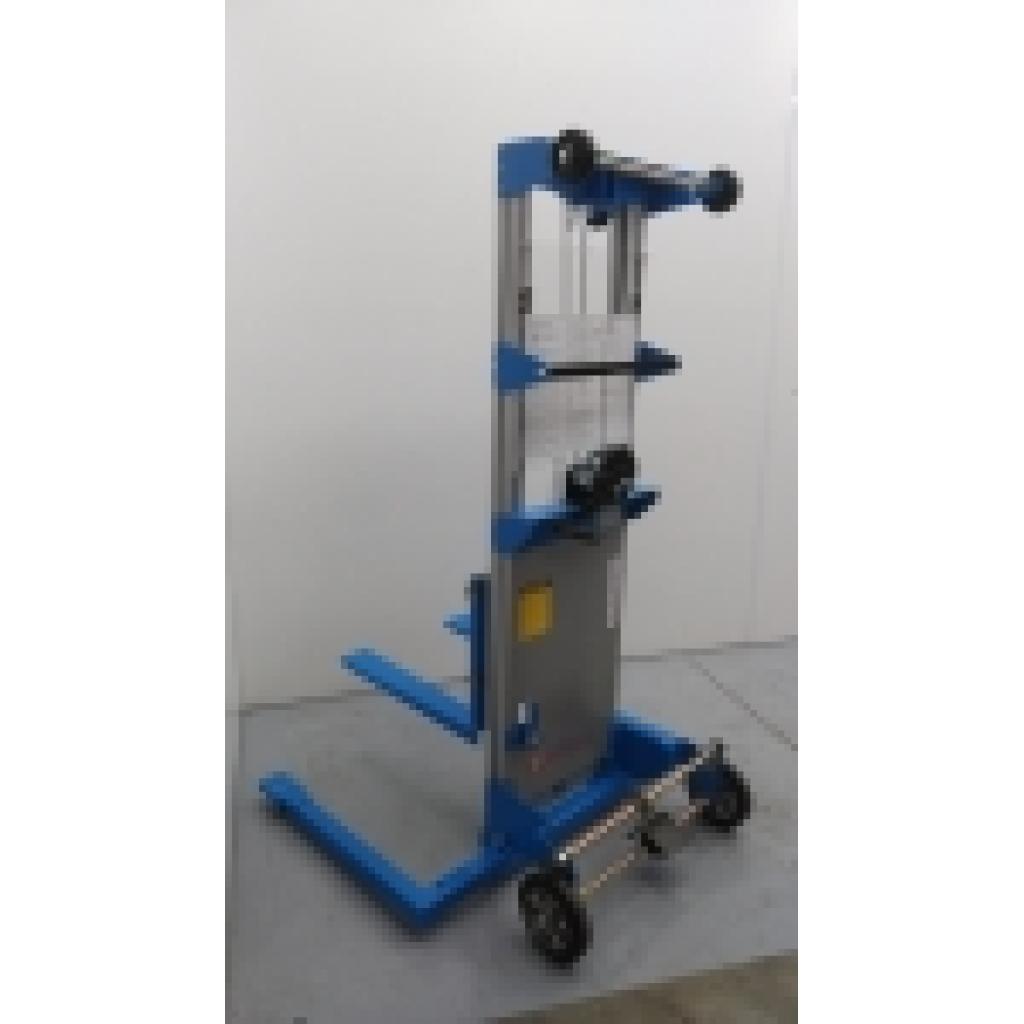 Apilador aluminio eleva a 2.500 mm