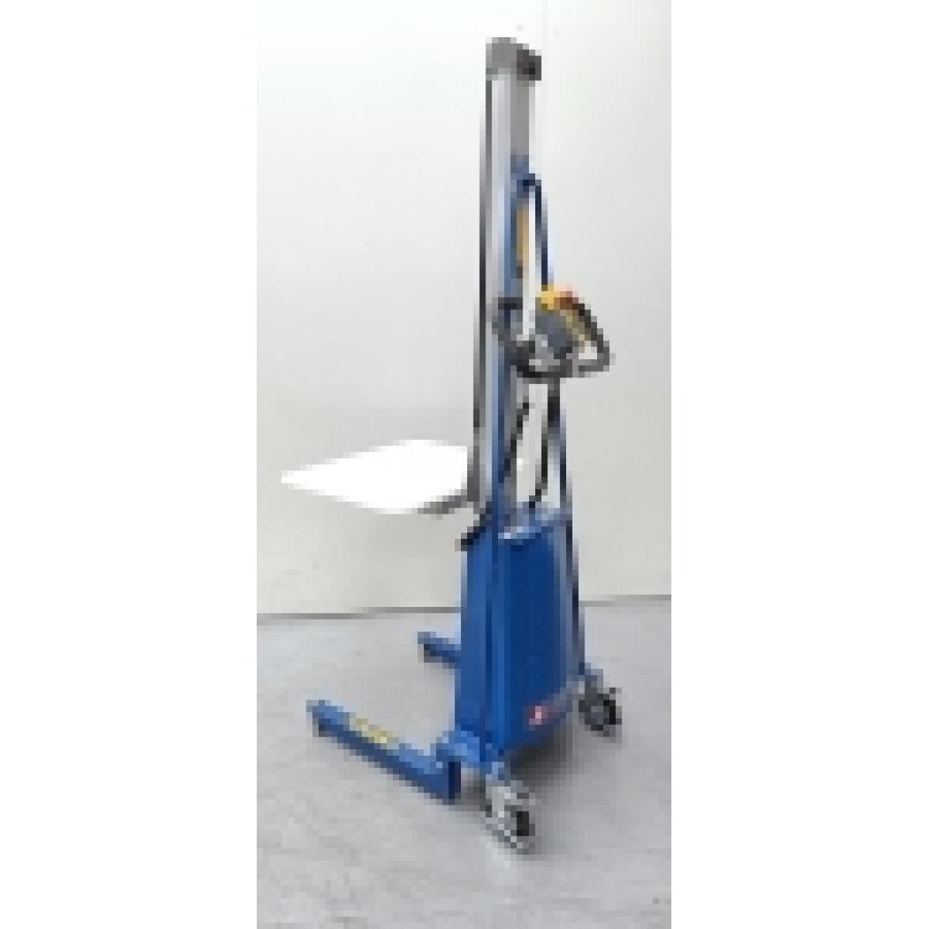 Apilador eléctrico 150 kg a 1.520 mm