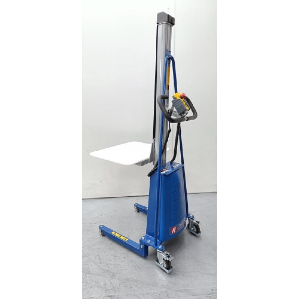 Apilador eléctrico 150 kg a 1.520 mm
