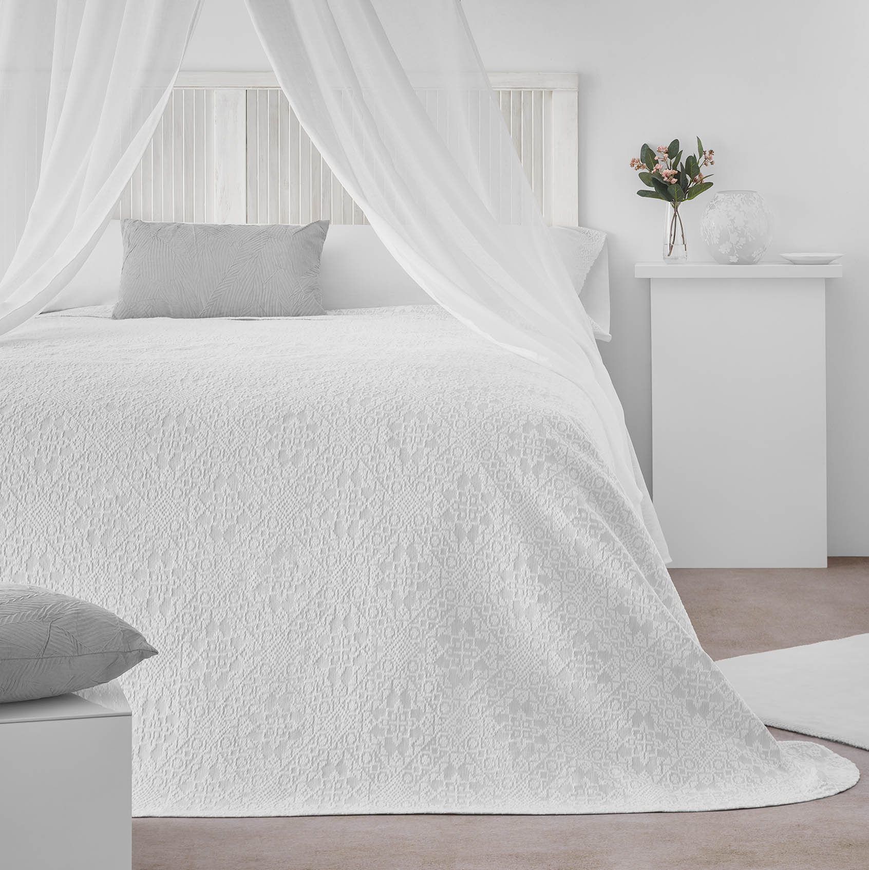 COLCHA ALMAGRO BEIGE 235X270CM