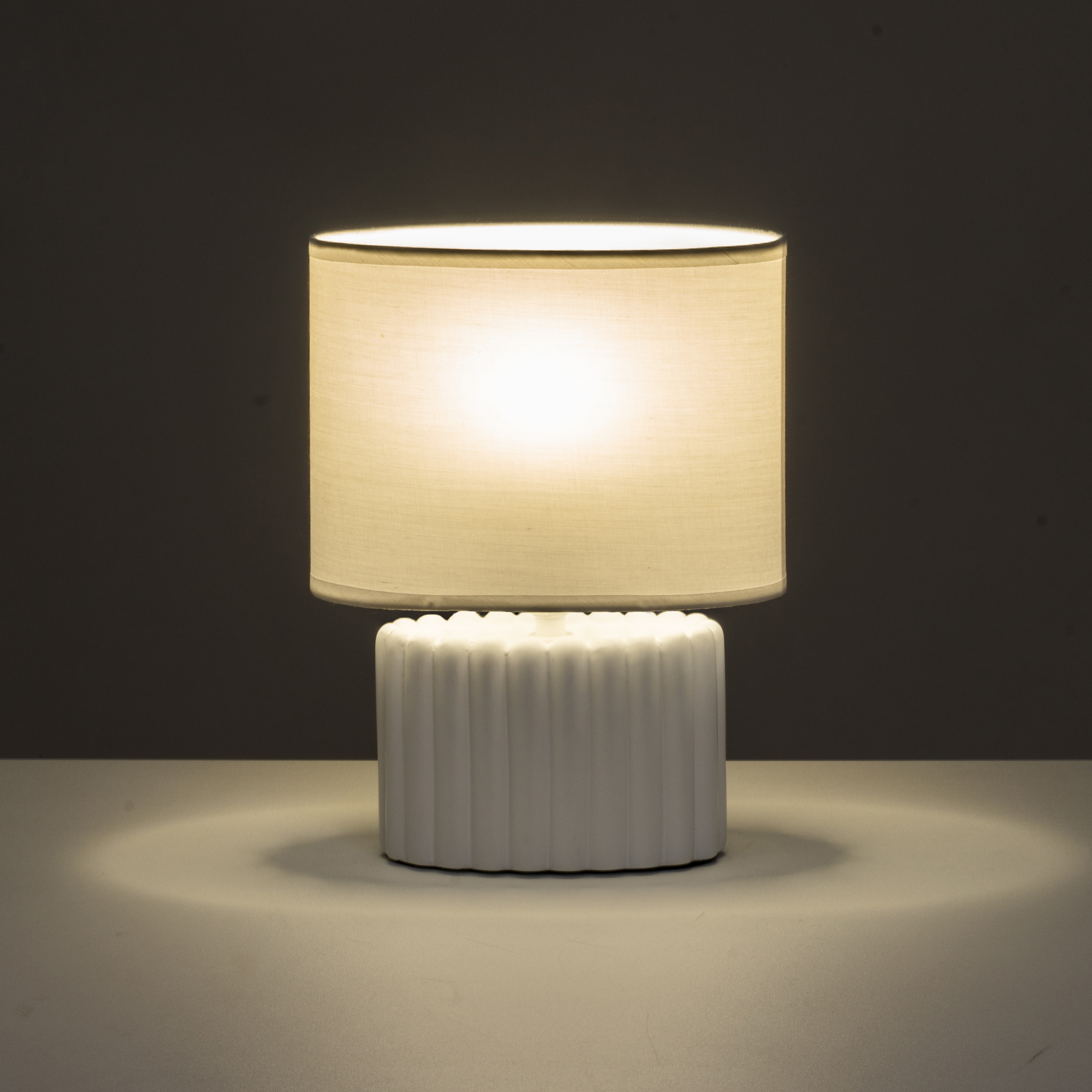 LÃ Â MPARA CERÃ Â MICA BLANCO 20 X 11 X 2 2