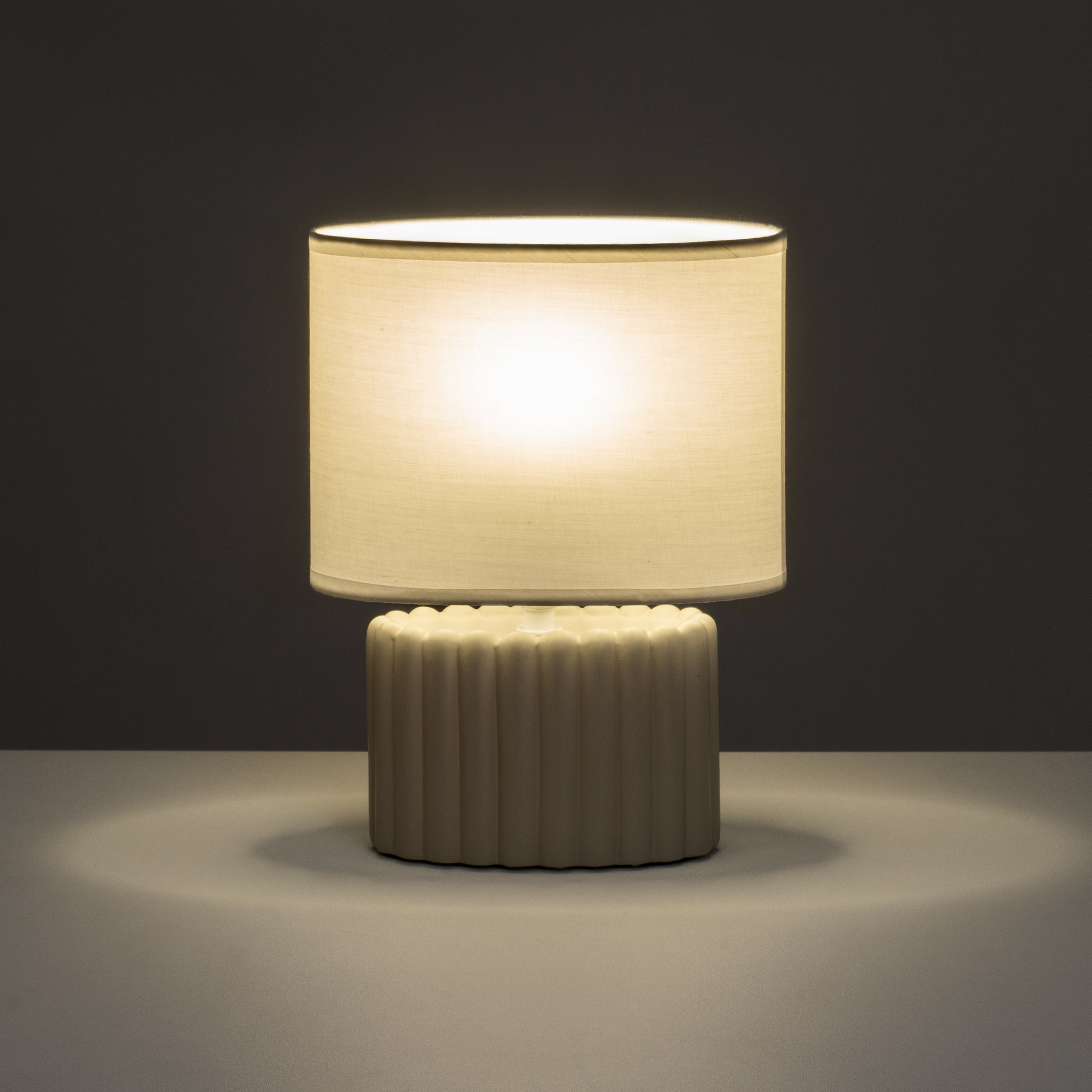 LÃ Â MPARA CERÃ Â MICA TAUPE 20 X 11 X 2 2