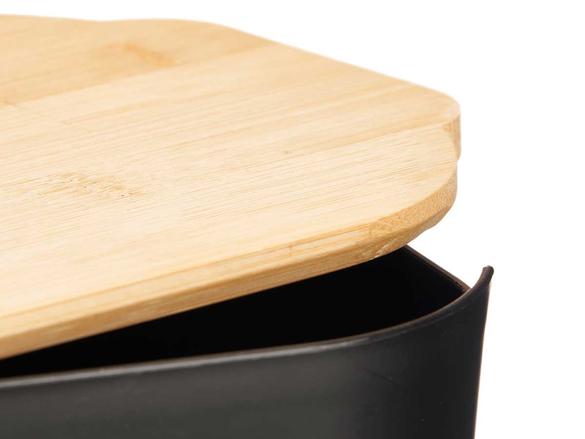 Panera negra tapa bambu 4,5l 18.5x33x12cm 4