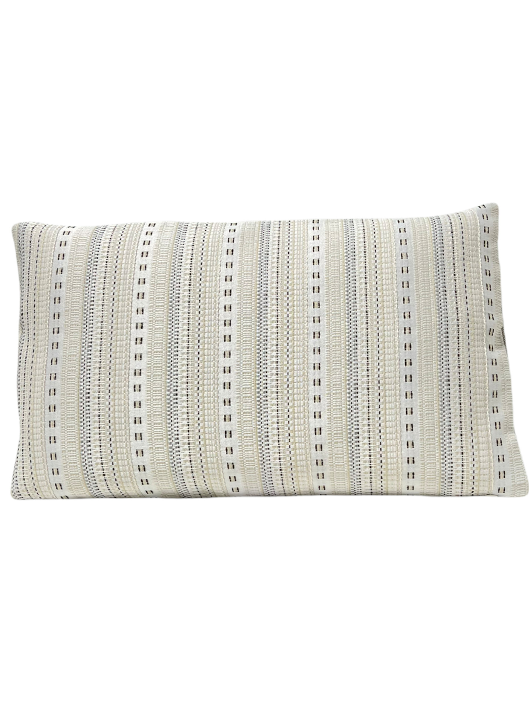 COJIN LLENO 30X50CM VALLE BEIGE