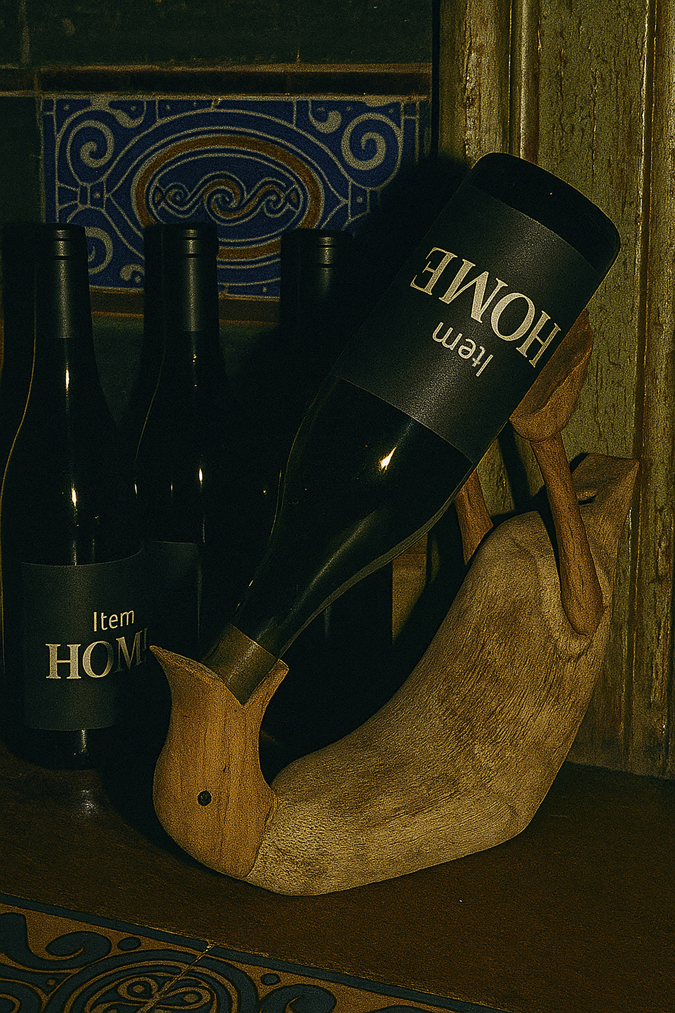 PATO MADERA 35X10X27 PORTA BOTELLA NATURAL 2