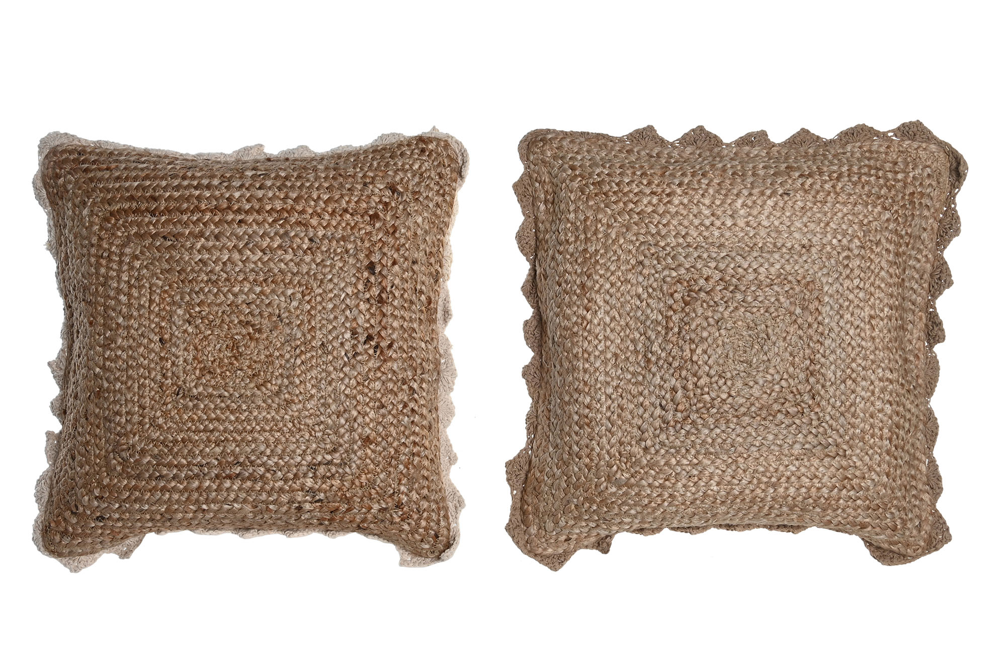 COJIN YUTE 45X45X15 1100 GR, MACRAME 2 SURT.