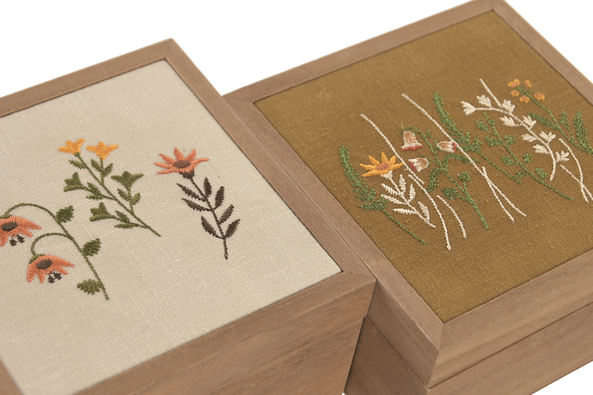 CAJA MADERA 15X15X8 FLORES VERDE 3