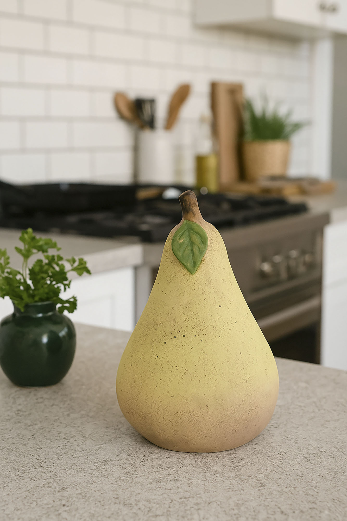 FIGURA CEMENTO 14X14X20 PERA VERDE 2