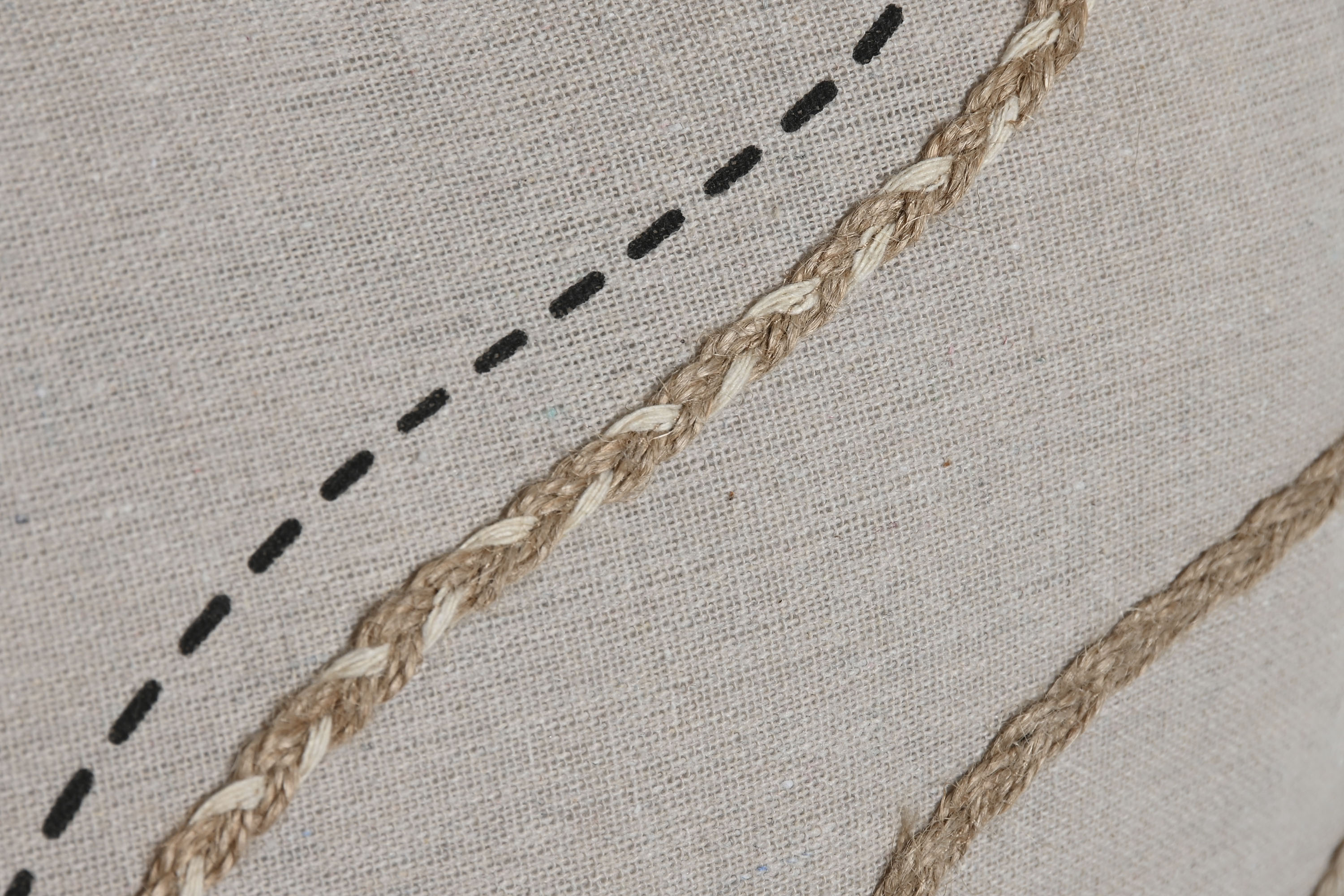 COJIN POLIESTER ALGODON 45X45 420 GR. APLICACIONES 3