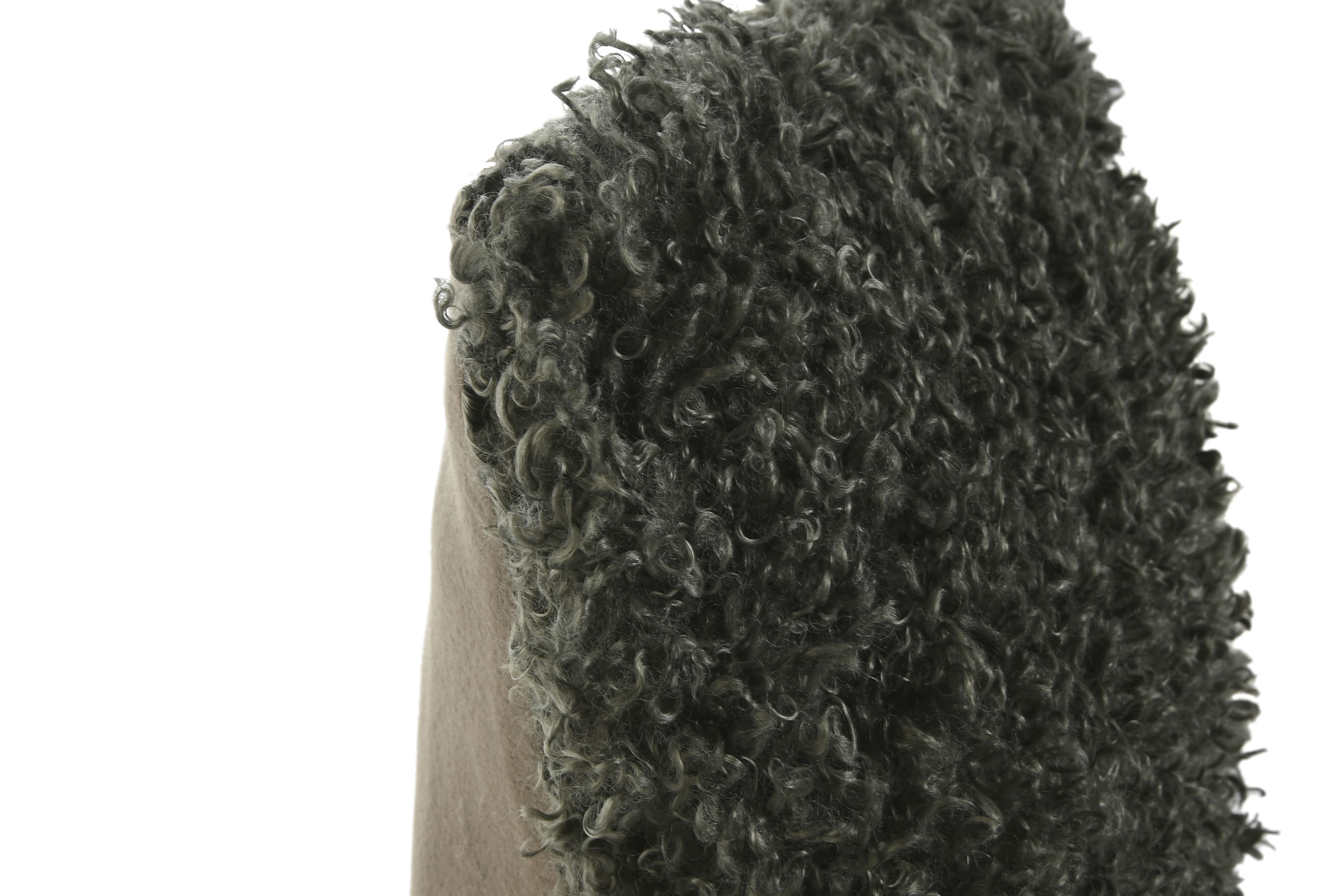 COJIN POLIESTER 45X45 420 GRS VERDE 2