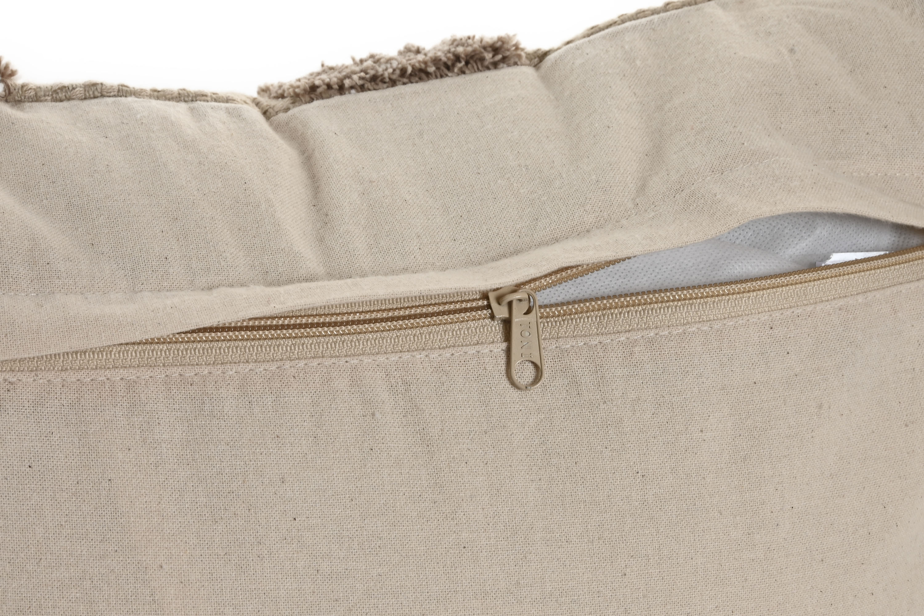 COJIN ALGODON 45X45 420 GRS HECHO A MANO BEIGE 4