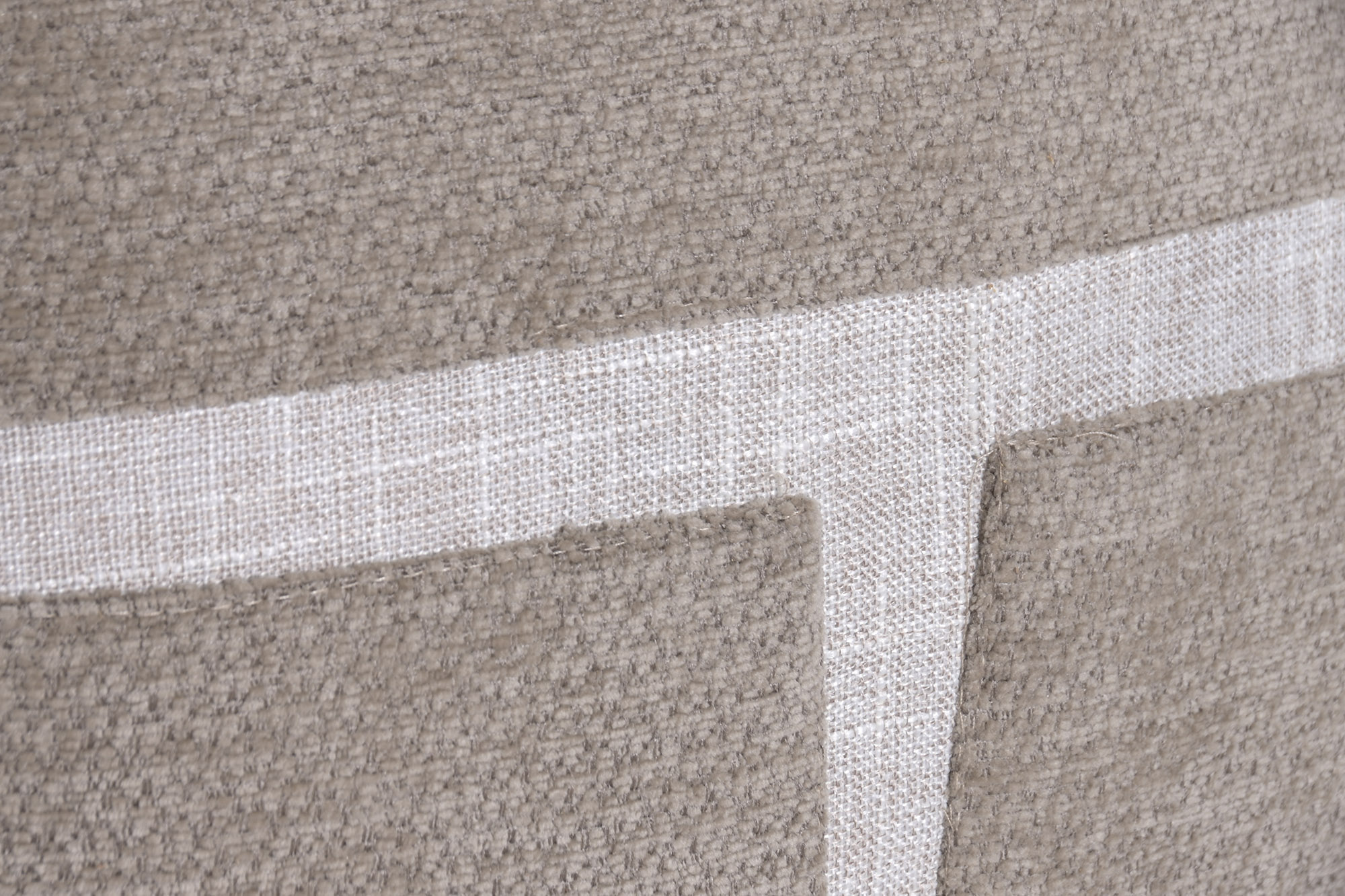COJIN POLIESTER 45X45X45 400 GR. GRIS 3