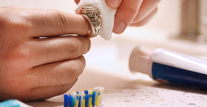 Joyas de Plata de Ley, aprende cómo limpiarlas