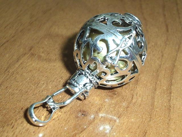 Llamador Angeles en Plata vieja bola dorada 22 Mm. 1