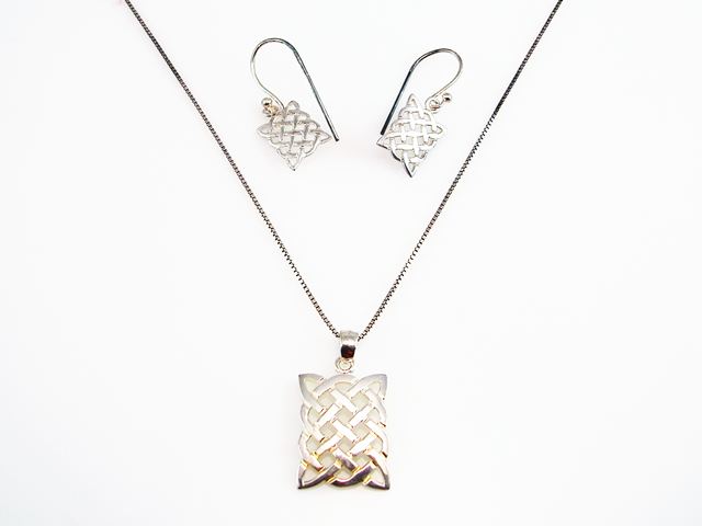 Conjunto Plata de Ley Pendientes y Colgante celosía