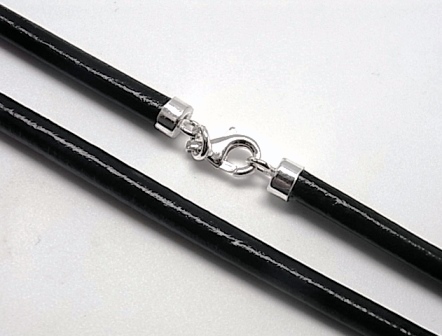 Cordón de Cuero negro 5 Mm. y cierre de Plata de ley