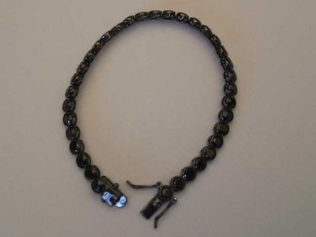 Pulsera de Plata y Rutenio negro Rivier Chaton Circonitas negras