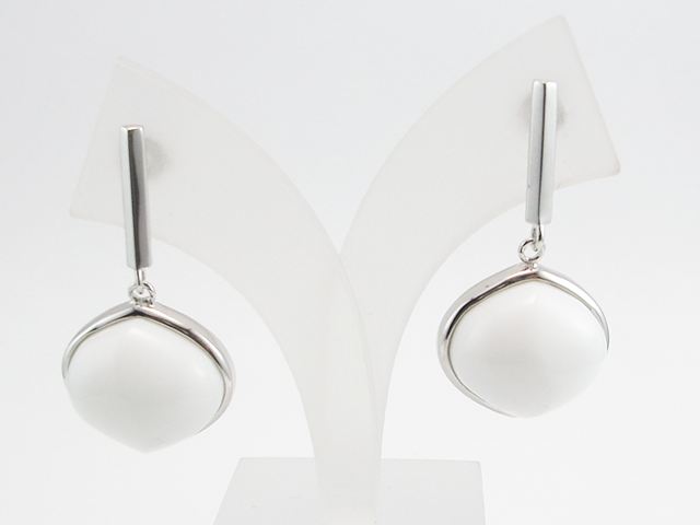 Pendientes en Plata de Ley rodiada con Agatha