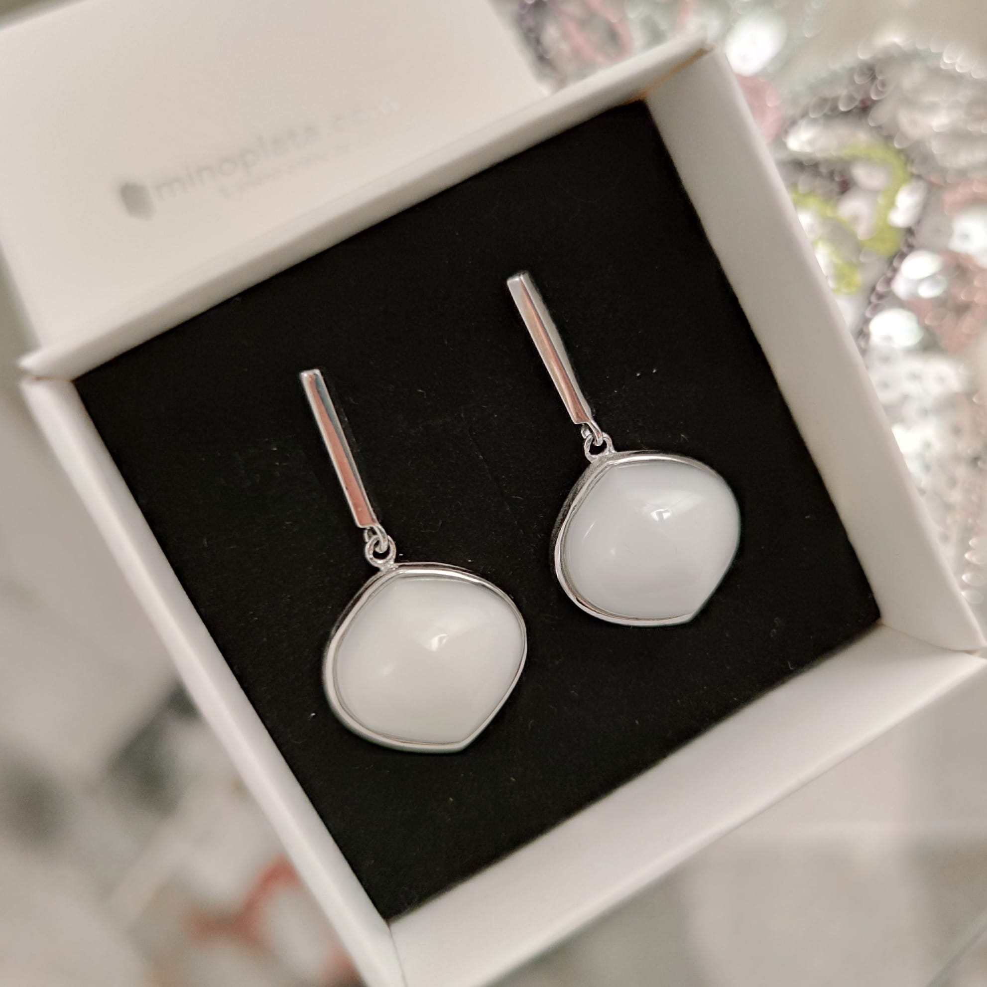 Pendientes en Plata de Ley rodiada con Agatha 1