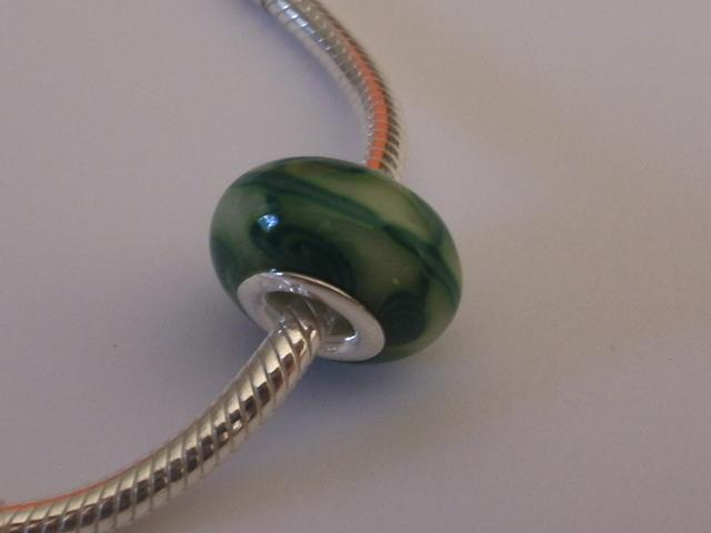Abalorio de Plata   tonos verdes