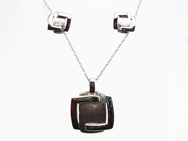 Conjunto de Pendientes y Gargantilla Plata mate y brillo